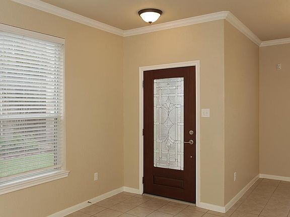 2nd image of 22 Pine Needle Pl