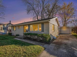 2740 Kettering Dr, South Bend, IN