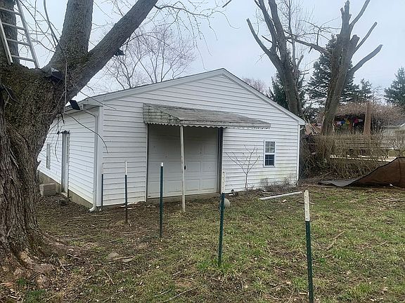 3rd image of 4012 Warsaw Ave