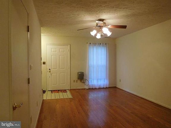 4th image of 13632 Deerwater Dr #1-F