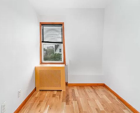 4th image of 21-77 28th St #2177