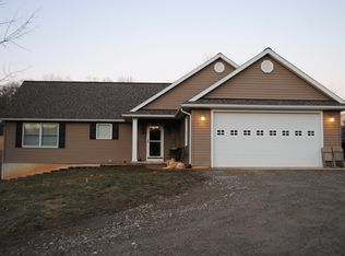 7550 Meadowbrook Rd, Albany, OH 45710