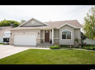 1211 W 1075 N, Clinton, UT 84015