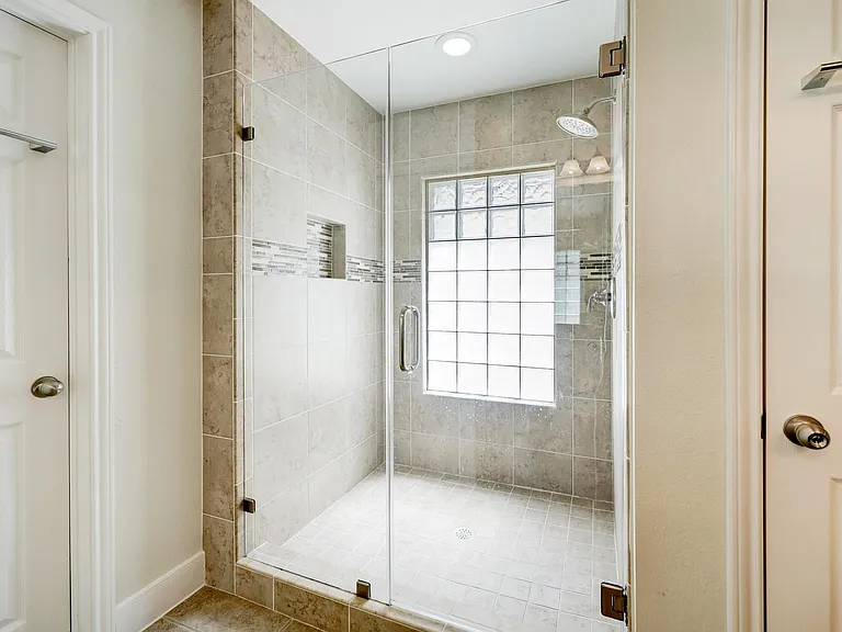 5322 Nett St #C — Photo 10