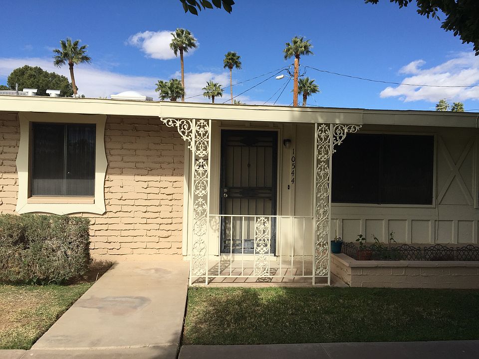 2nd image of 10544 W Oakmont Dr