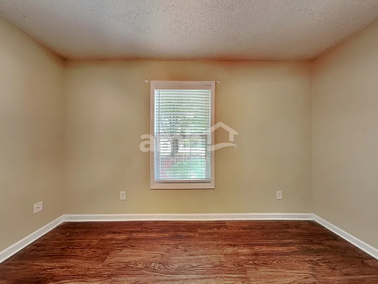 213 Fiddlers Knoll Ct — Photo 18
