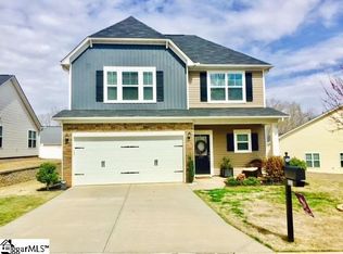 223 Rivers Edge Cir, Simpsonville, SC 29680