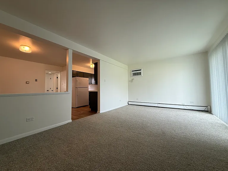7920 S 82nd Ave #1S — Photo 2
