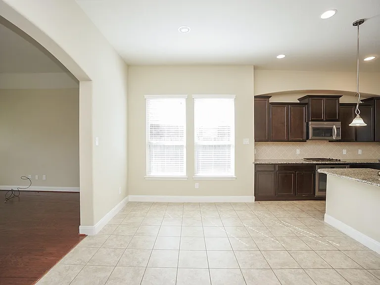 28515 Pleasant Forest Dr — Photo 11