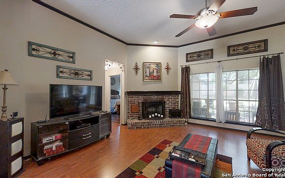 4th image of 9534 Maidenstone Dr