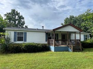 1015 Grassland Ct, Tobaccoville, NC 27050