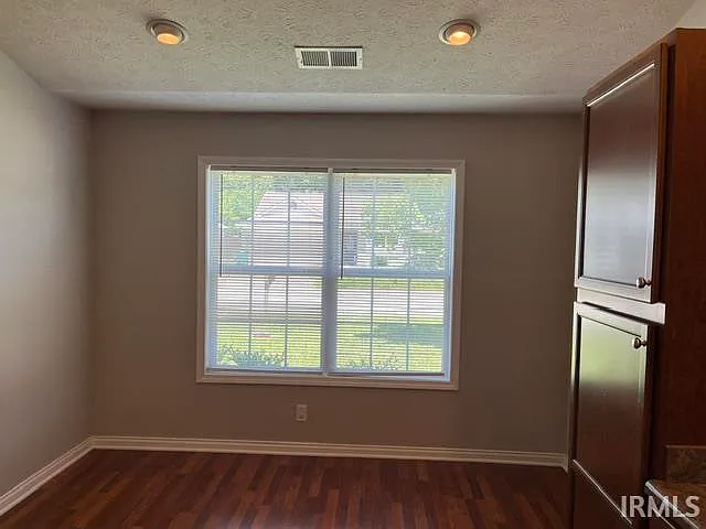 3629 Mariner Dr — Photo 3