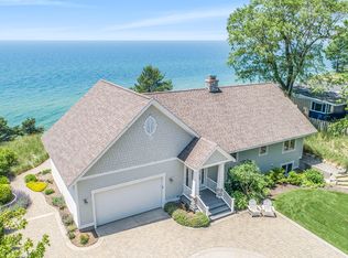 6325 Lakeshore Dr, West Olive, MI 49460