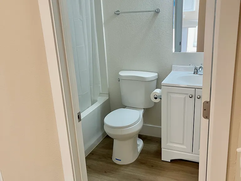 1816 Hile Ave #D3 — Photo 5