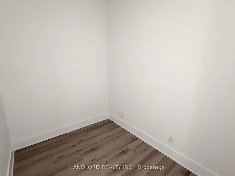 120 Parliament St #412 — Photo 18