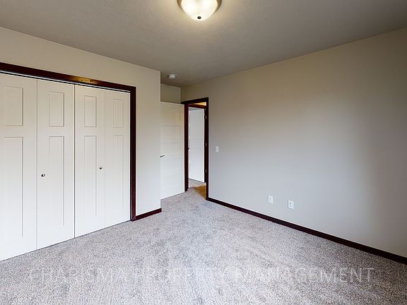 2nd image of 265 Vernon Dr APT 2