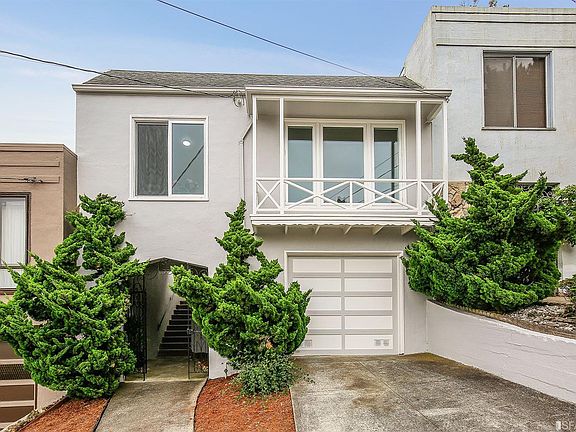 3rd image of 36 Ashton Ave