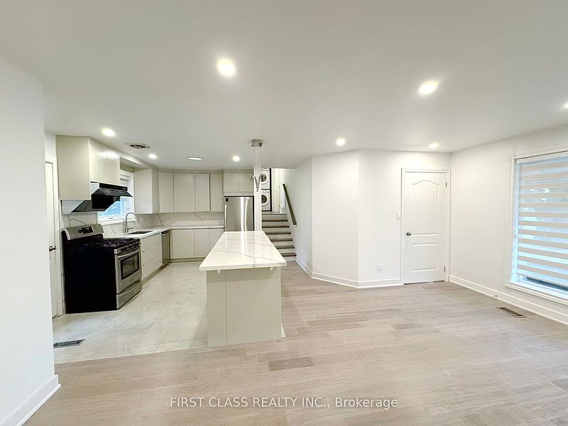 Burlington House for rent - 3 Bedrooms — photo 8