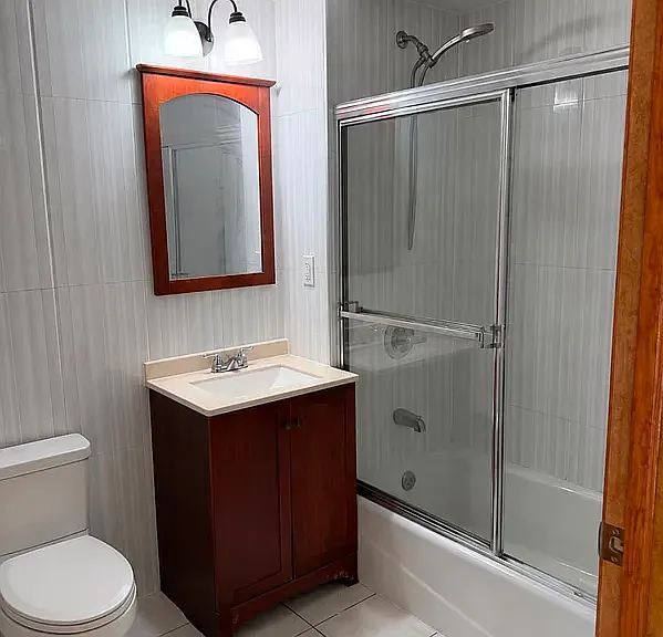 3519 Leavitt St #4J — Photo 10