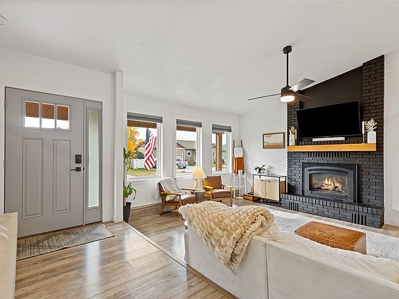 5th image of 429 Hilltop Ave