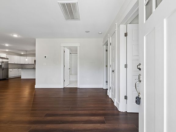 4th image of 1016 Forestwood Rd