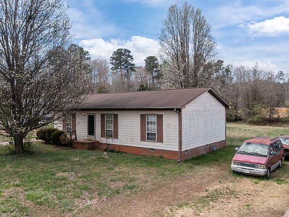 3rd image of 119 N Forestwood Ct