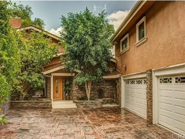 105 Reposado Dr, La Habra Heights, CA 90631