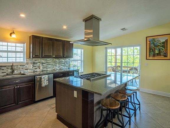 5th image of 22943 Buccaneer Ln