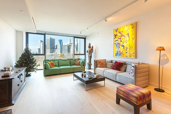 Rented by MNS | media 9