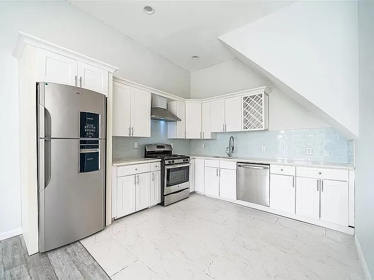 91 Palisade Ave #2 — Photo 4