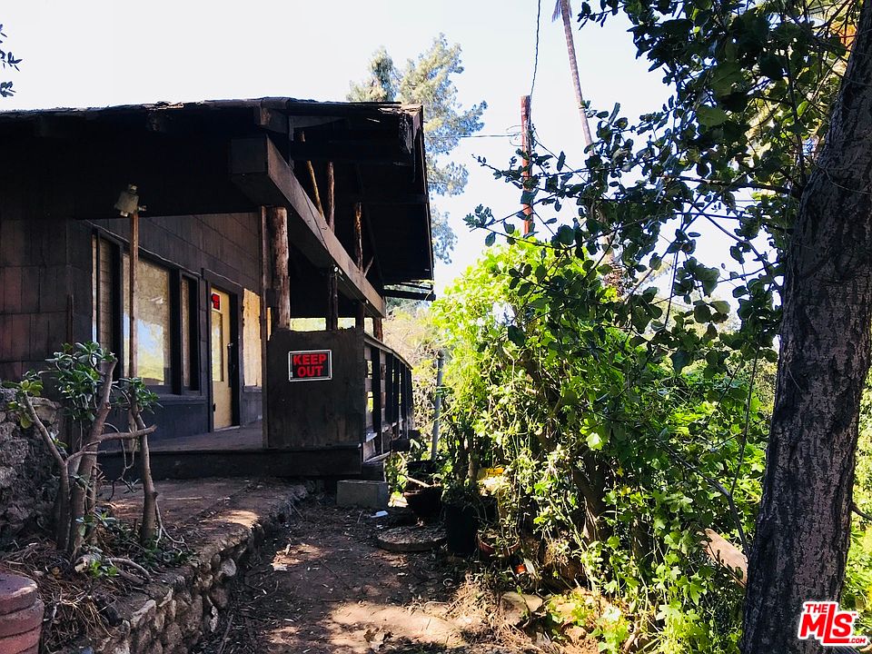 1st image of 5023 El Verano Ave