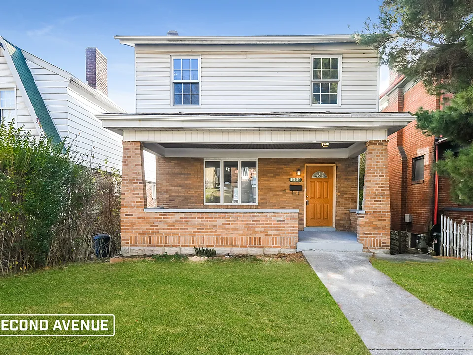 1304 Bellaire Pl