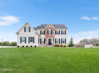 12 Wintergreen Ct, Jackson, NJ 08527
