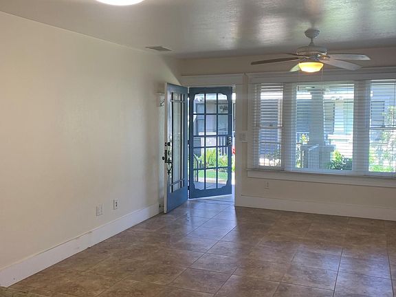 3rd image of 118 S Olive St APT 8