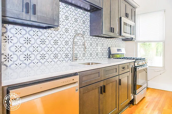 Rented by MySpaceNYC | media 16