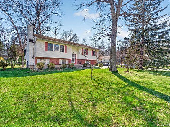 2nd image of 12 Wildwood Drive