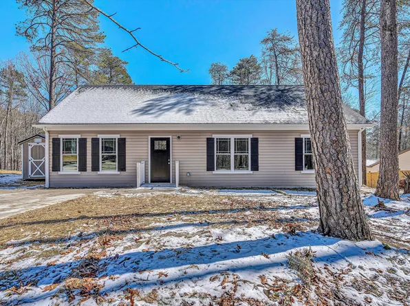 113 Pine Ridge Dr, Hardy, VA 24101