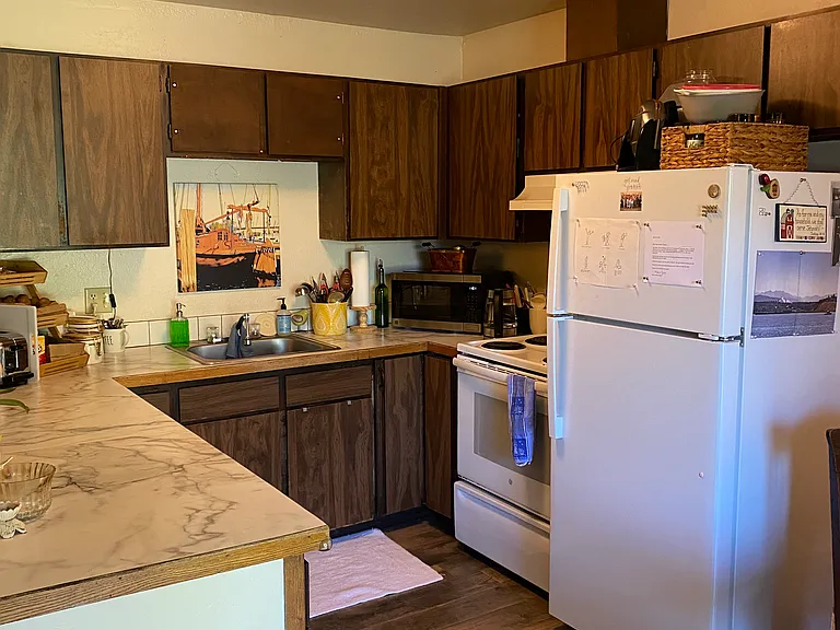228 Logan St #6 — Photo 1