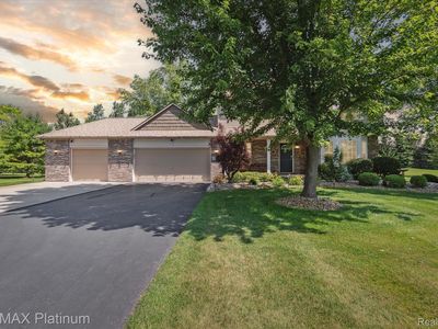 2773 Magnolia Garden Dr, Howell, MI, 48843