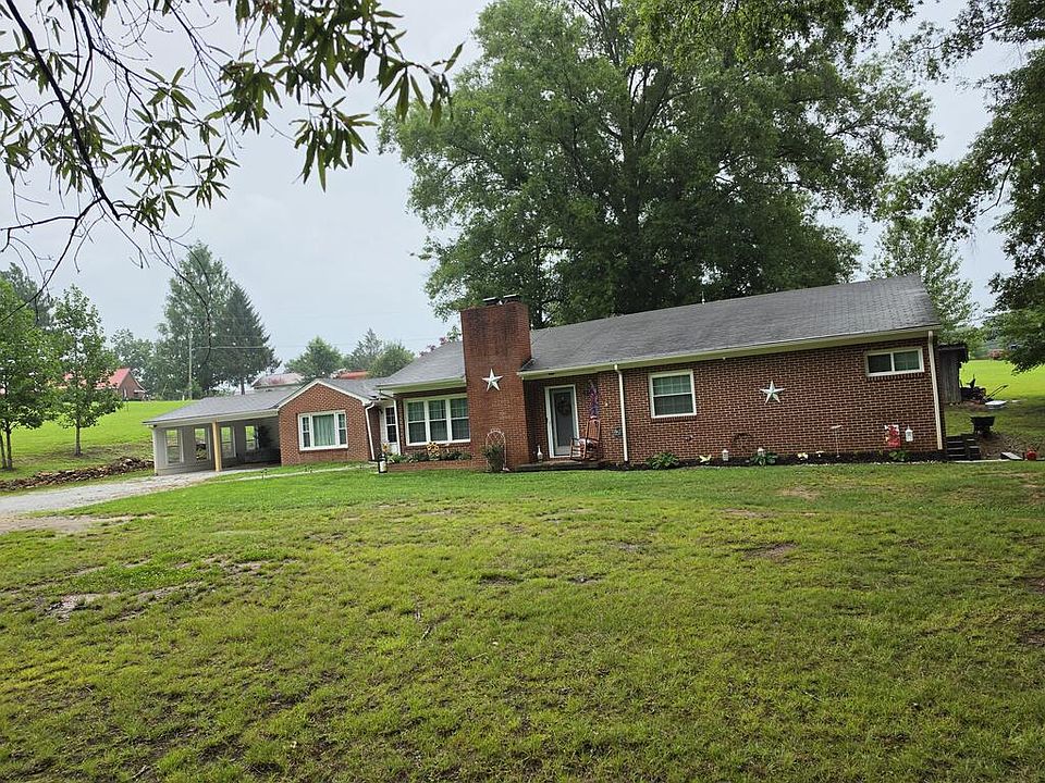 1st image of 4606 Wards Gap Rd