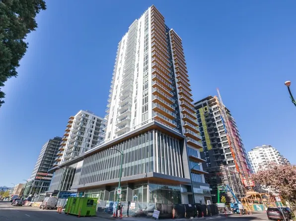 485 W 42nd Ave #2101, Vancouver, BC V5Y 2S8