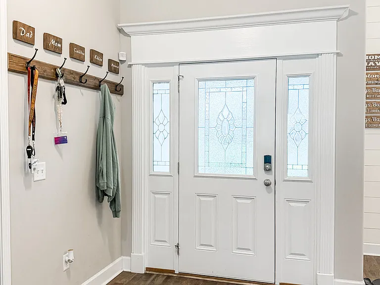106 Pomegranate St — Photo 4