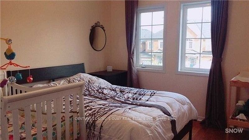 Richmond Hill Townhouse for rent - 4 Bedrooms — photo 10