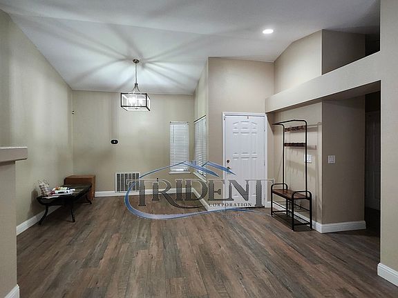 4th image of 1770 Marjorie Dr