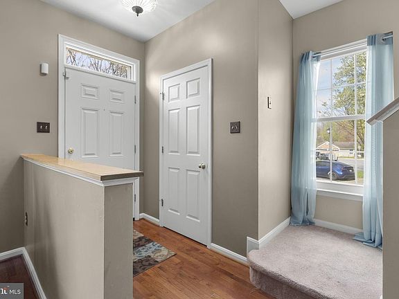 2nd image of 8412 Old Colony Dr S