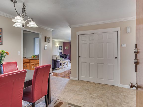 4th image of 29 McCoba St APT 19