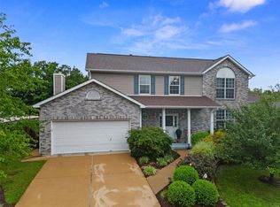 2463 Peaceful Ct, Ballwin, MO