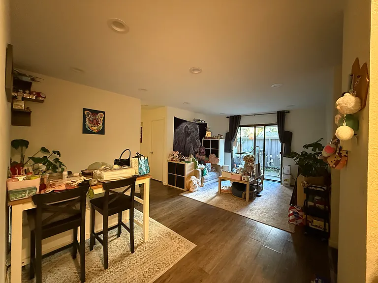 1055 N Capitol Ave #79 — Photo 2