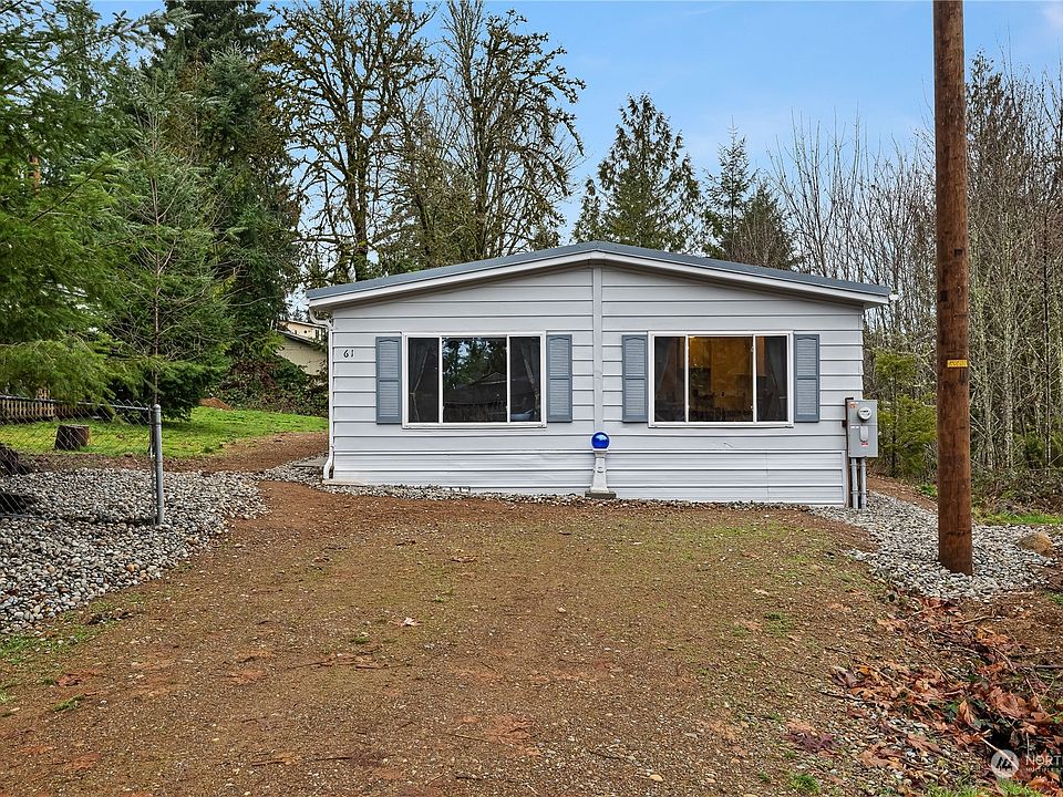 1st image of 61 E Larchmount