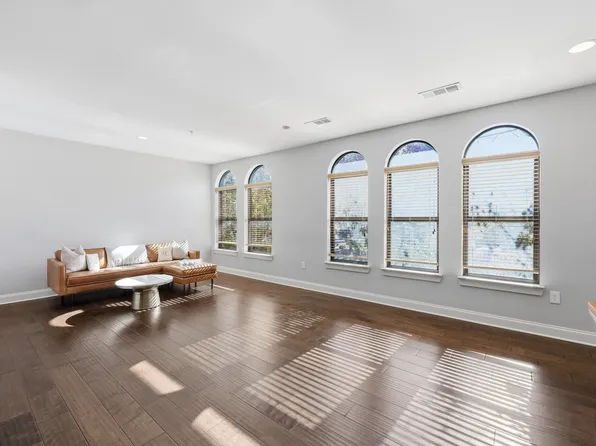 702 Wedgewood Park APT 206, Nashville, TN 37203